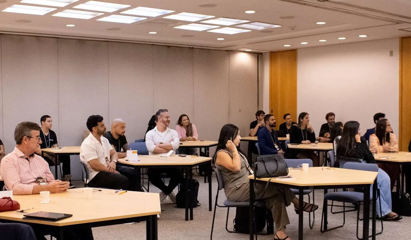 Participantes do evento Café e Prosa by LocX