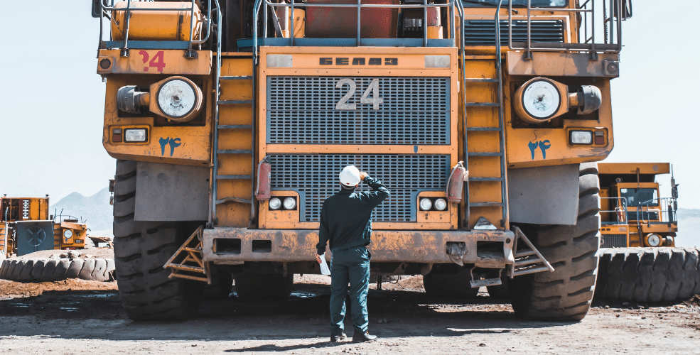 Junior vs Major Miners: A beginners guide to investing in mining stocks