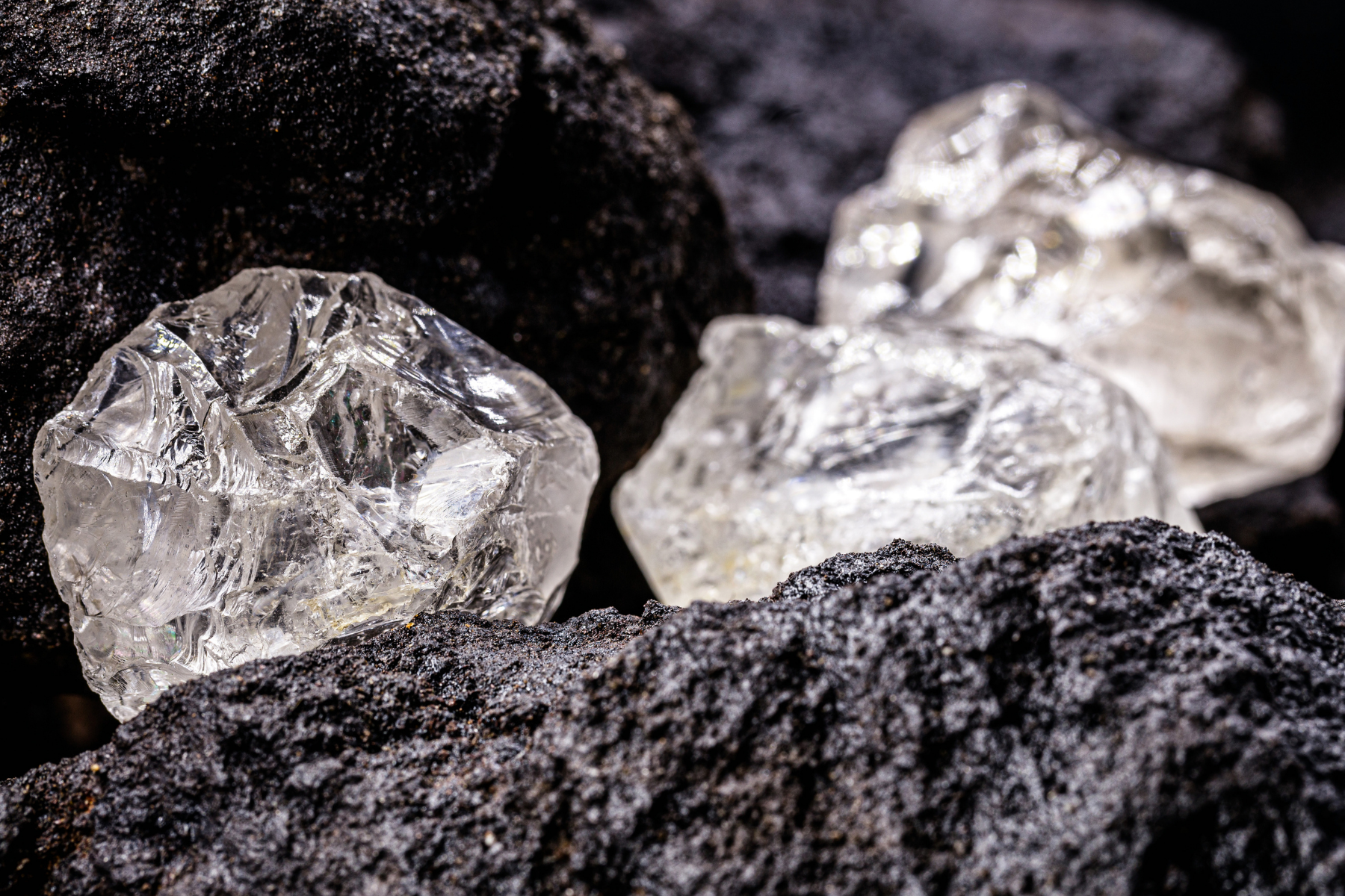 Industrial Metals vs Precious Metals