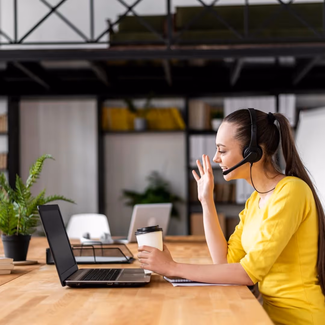 “Will They Have Good Internet?” and Other Questions Customer Service Managers Ask About Hiring Customer Support Reps in Latin America