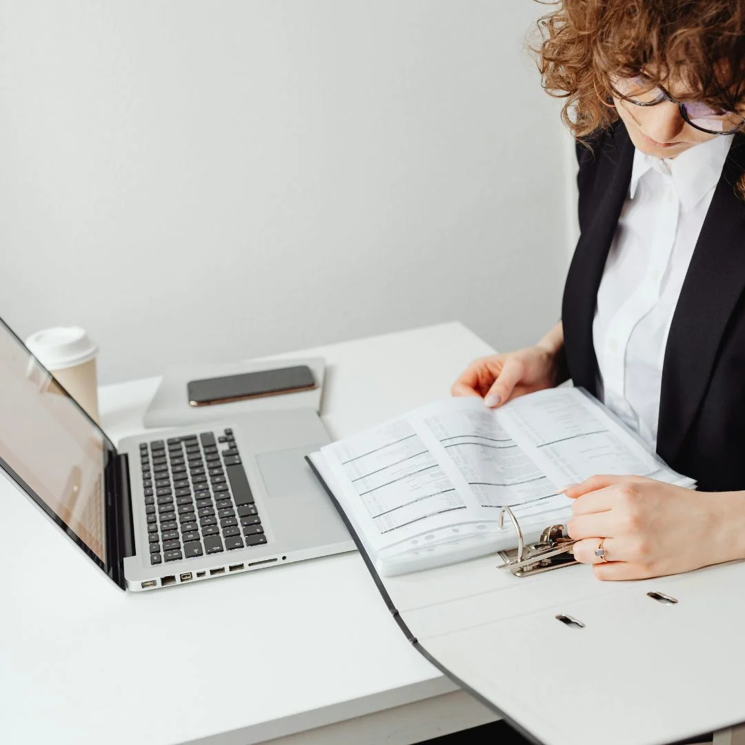 “Will They Work My Hours?” and Other Questions Business Owners Ask About Hiring VAs and EAs in Latin America
