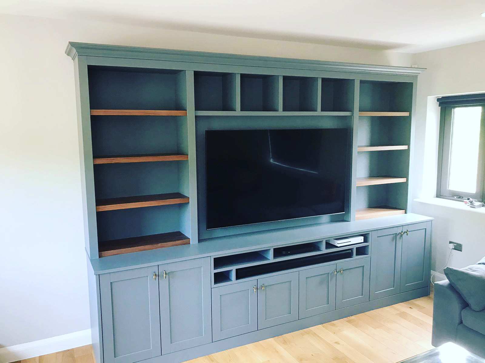 TV Unit