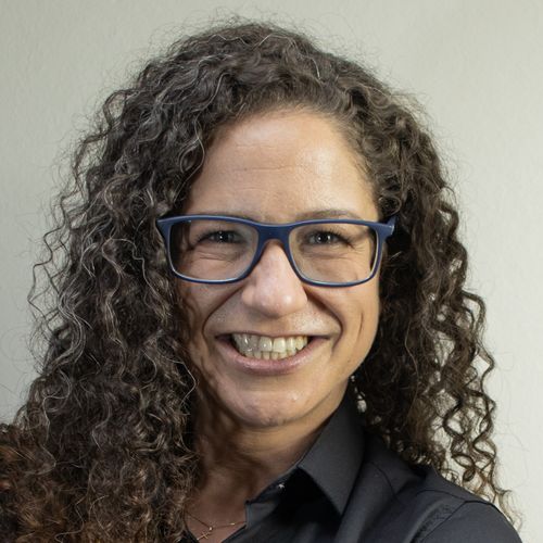 Andiara Bohrer - Tenax Marcas