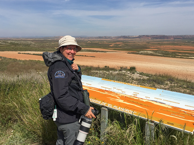 Suzanne Labbé caméra et téléobjectif en Espagne