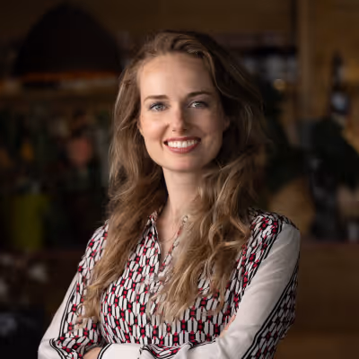 Tanna Manrique-de Kam