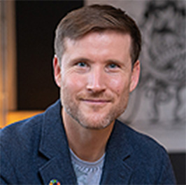 ross profile pic@2x.jpg