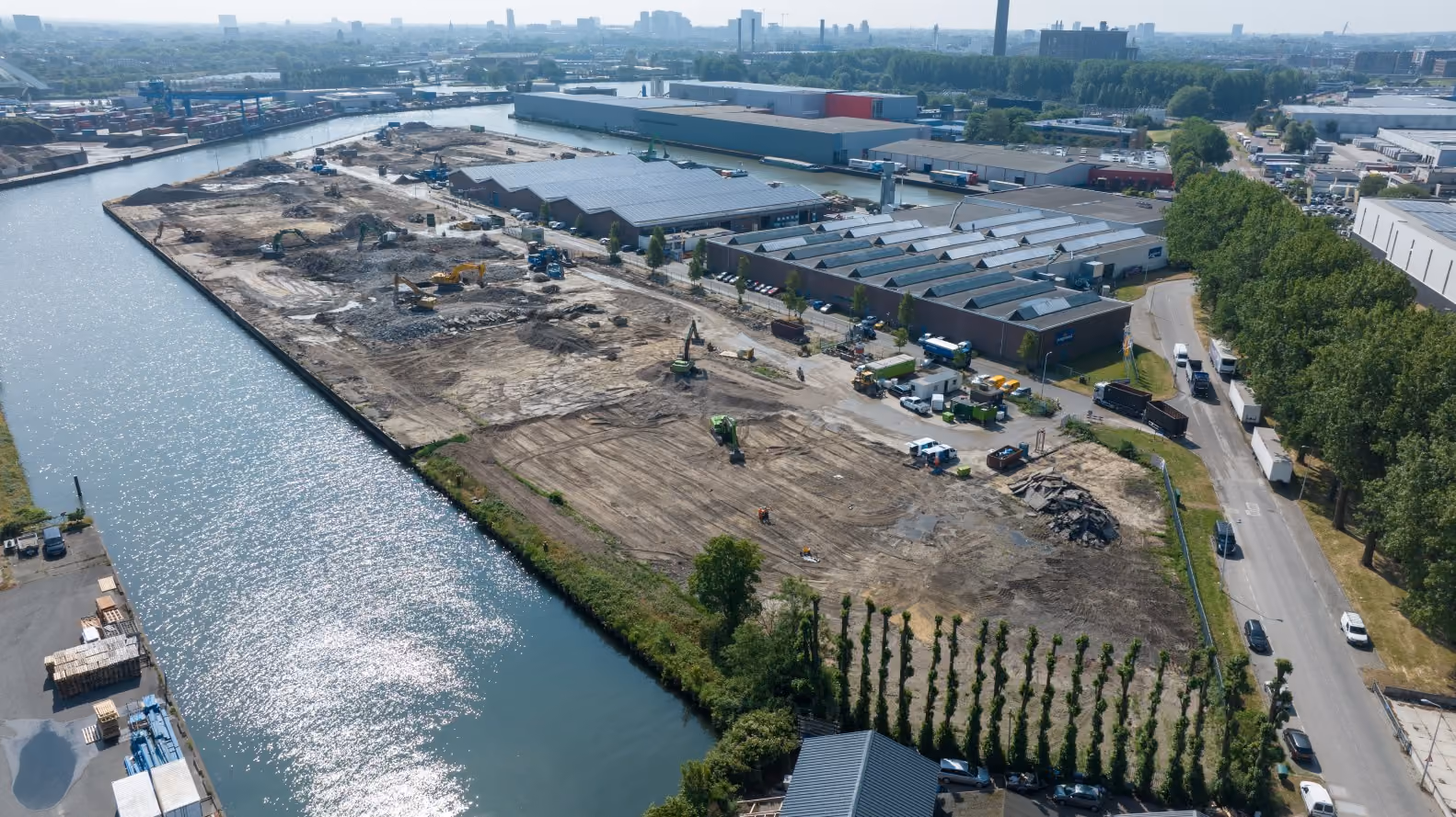 Transactie in beeld: Agrifirm verkoopt voormalig fabrieksterrein in Utrecht 