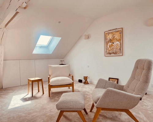 Photo d'un cabinet lumineux et agréable