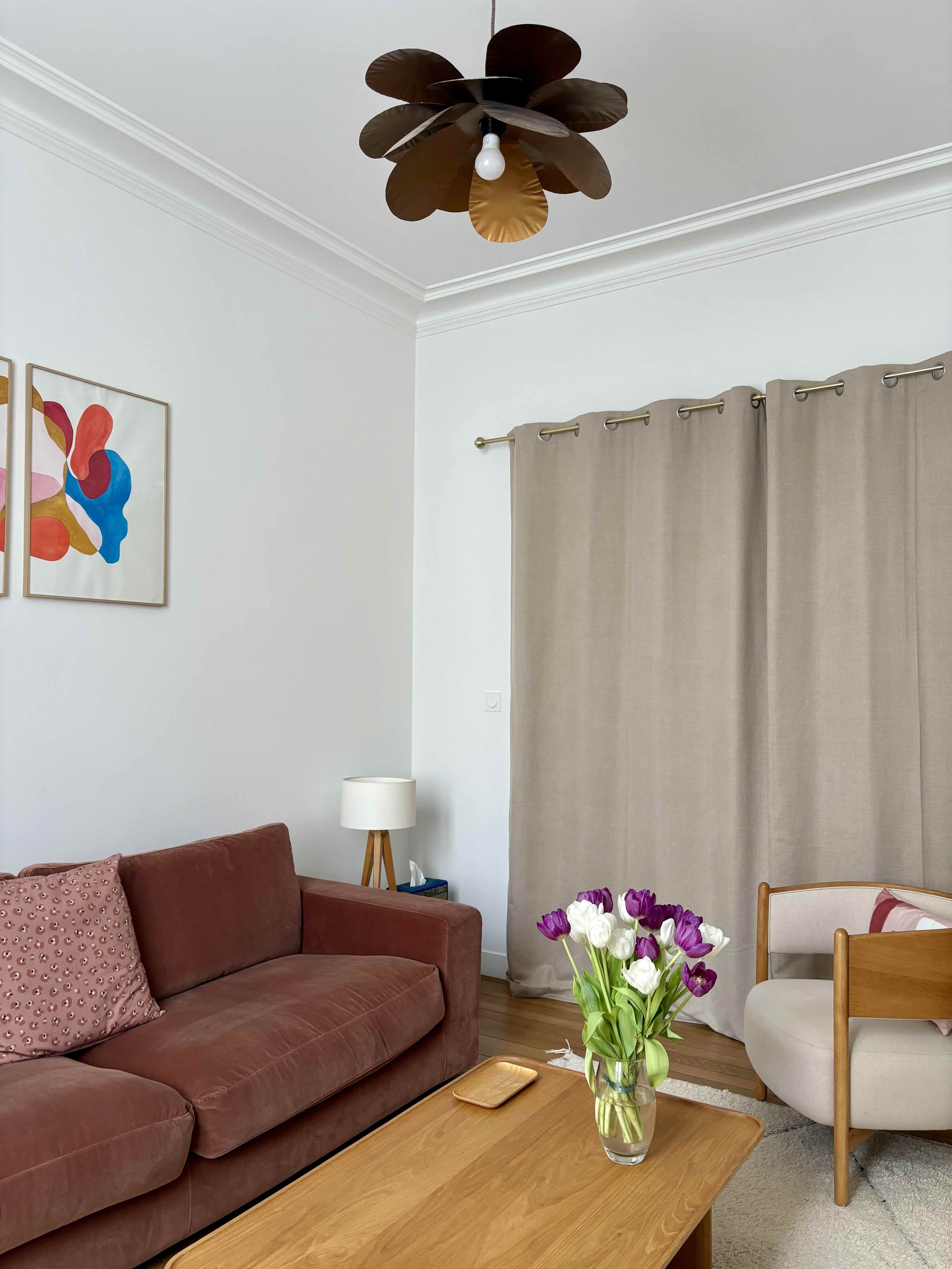 Un cabinet lumineux et confortable