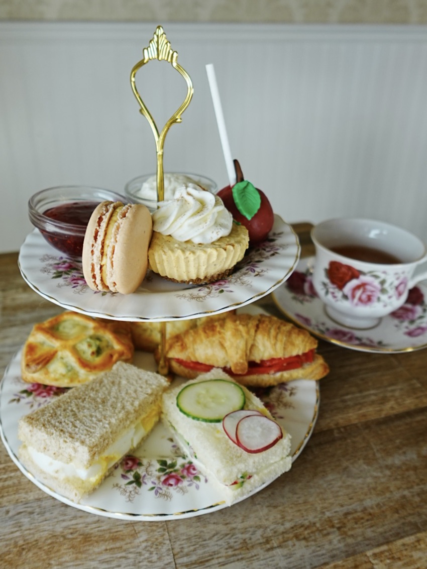 Autumn High Tea To Go - Vegetarian