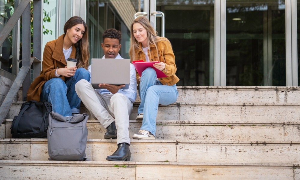 How MBA Alumni from Top Business Schools Start Angel Investing