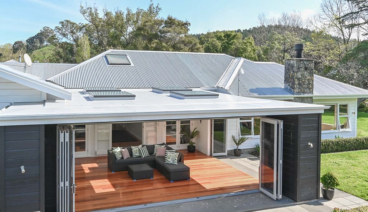 Indoor Outdoor Extension Services in Ryde & Parramatta by Refresh Renovations