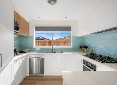 Modern Coastal Kitchen Upgrade for a Cranbourne West Family Home