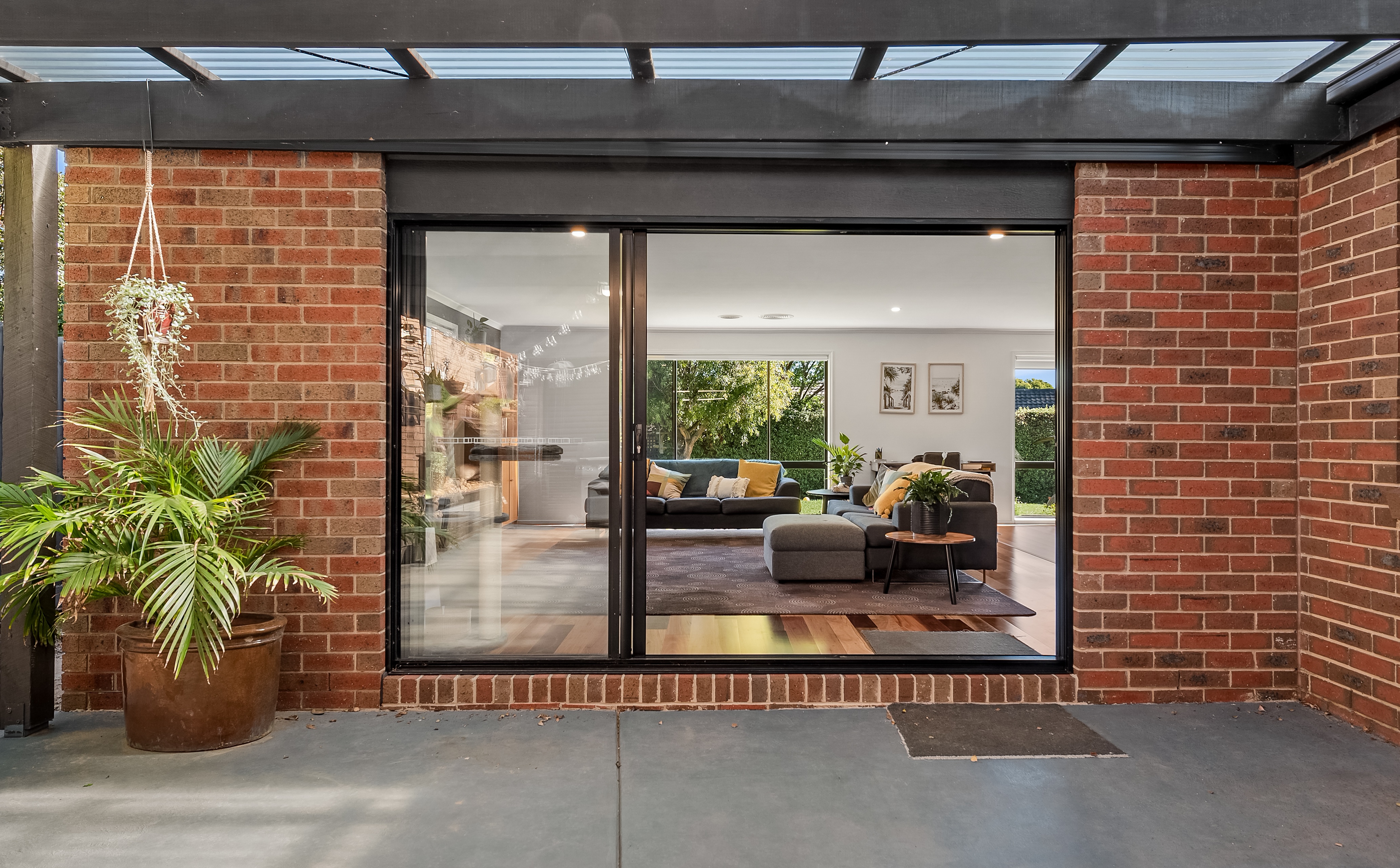 Trusted House extension builders in Bedfordshire by Refresh Renovations