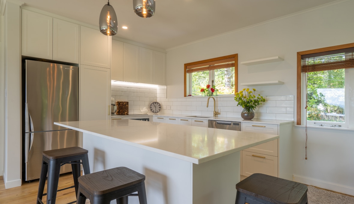 Modern kitchen design & renovation in Titirangi by Dominic at Refresh Renovations West Auckland