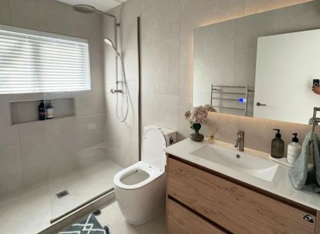 Time-Sensitive Bathroom Renovation in Farm Cove, Auckland