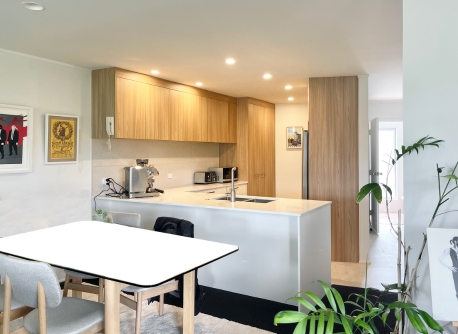 Light and Modern Kitchen & Bathroom Renovation in Orakei