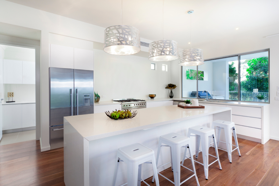 Stylish open plan kitchen 