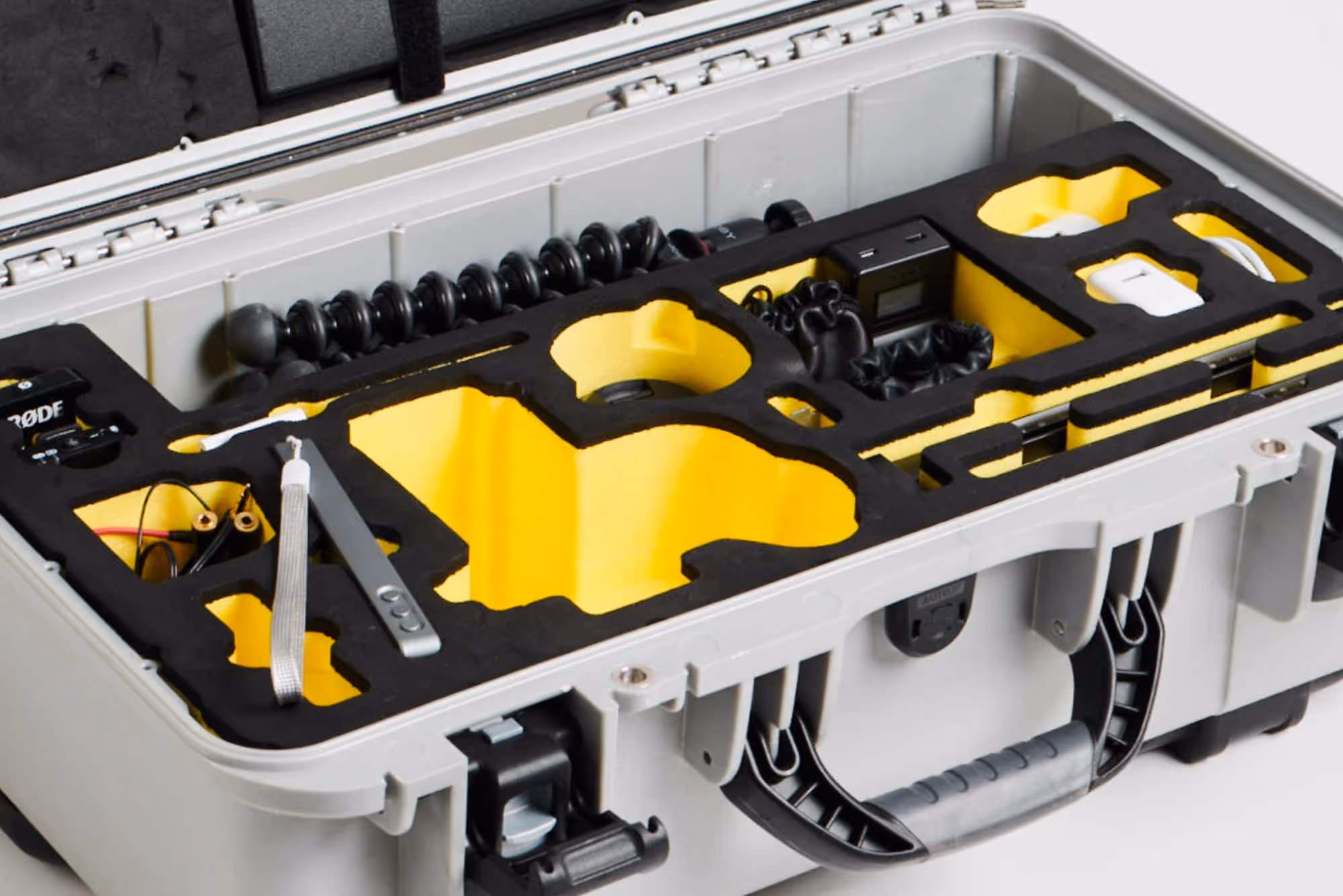 Adfoam specialises in creating custom foam solutions for your packaging needs. From creating custom inserts for your existing casing to delivering a complete packaging solution. We supply e.g. Pelican, Storm, Nanuk and a diverse range of plastic casings to suit your needs.