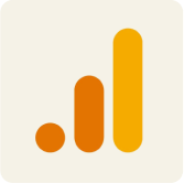 Logo de google analytics sur un fond beige avec les bords arrondies