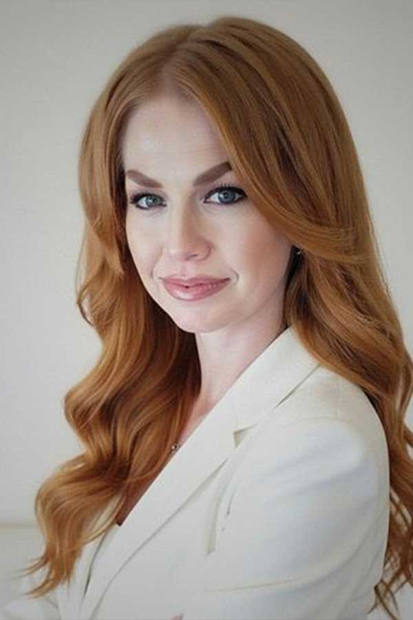 Alana Dobbins headshot