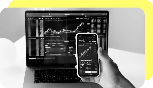 Modern risk intelligence is digital. AI-enabled software produces clear and actionable insights that help risk teams make the best decision – fast.