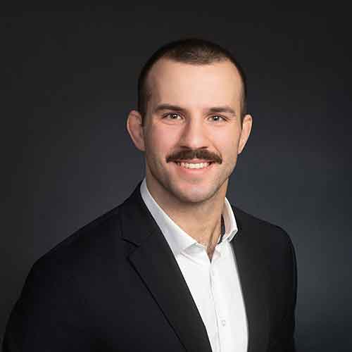 Gregor.Gausch@arthrex.at