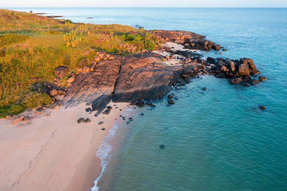 Banubanu - Couple Walking Trails