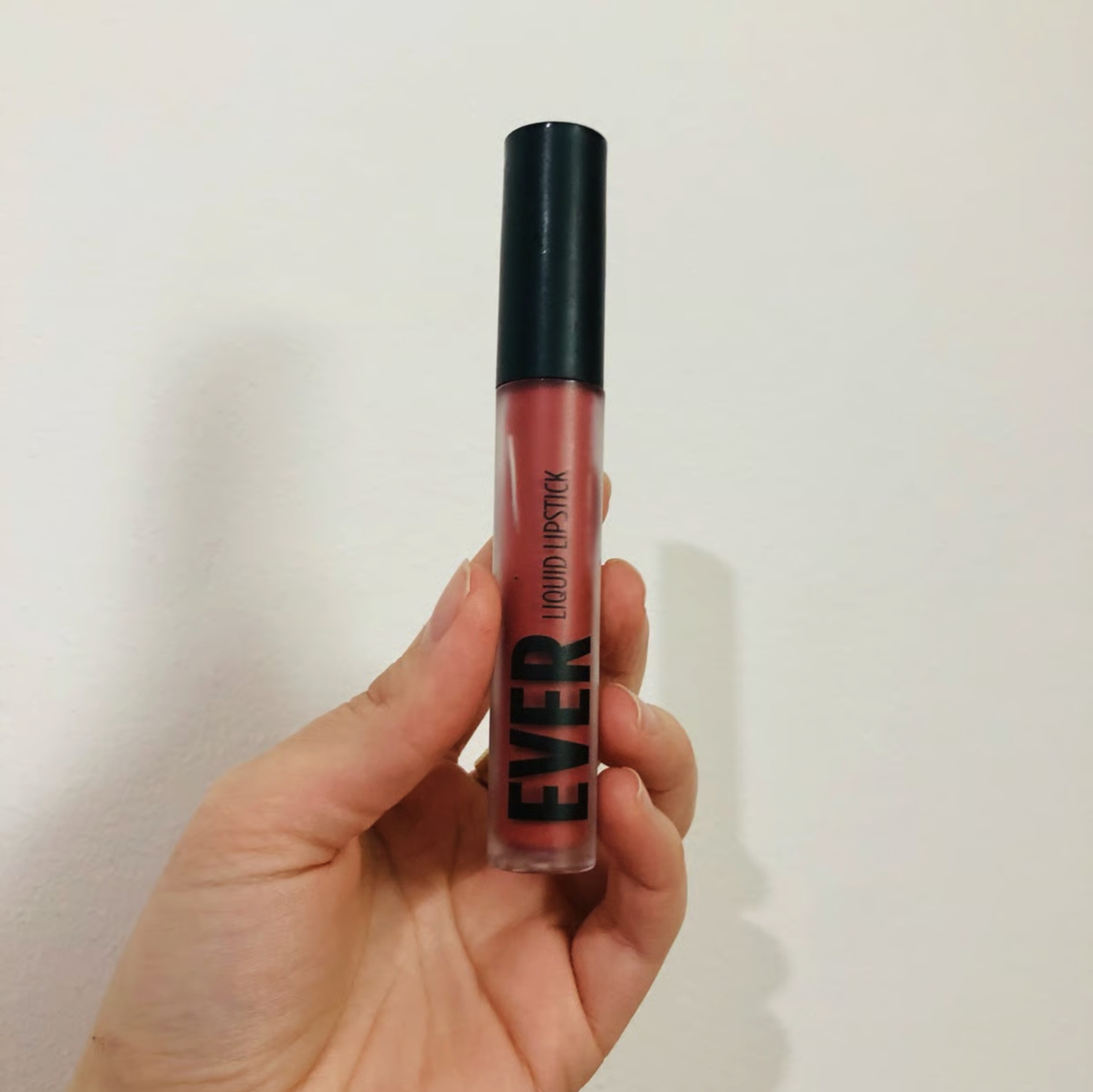 EVER Liquid Lipstick Umile Shade