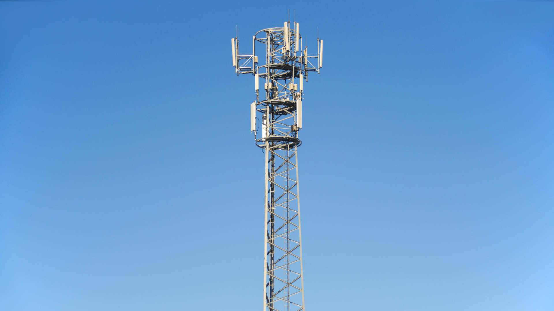 cell phone tower