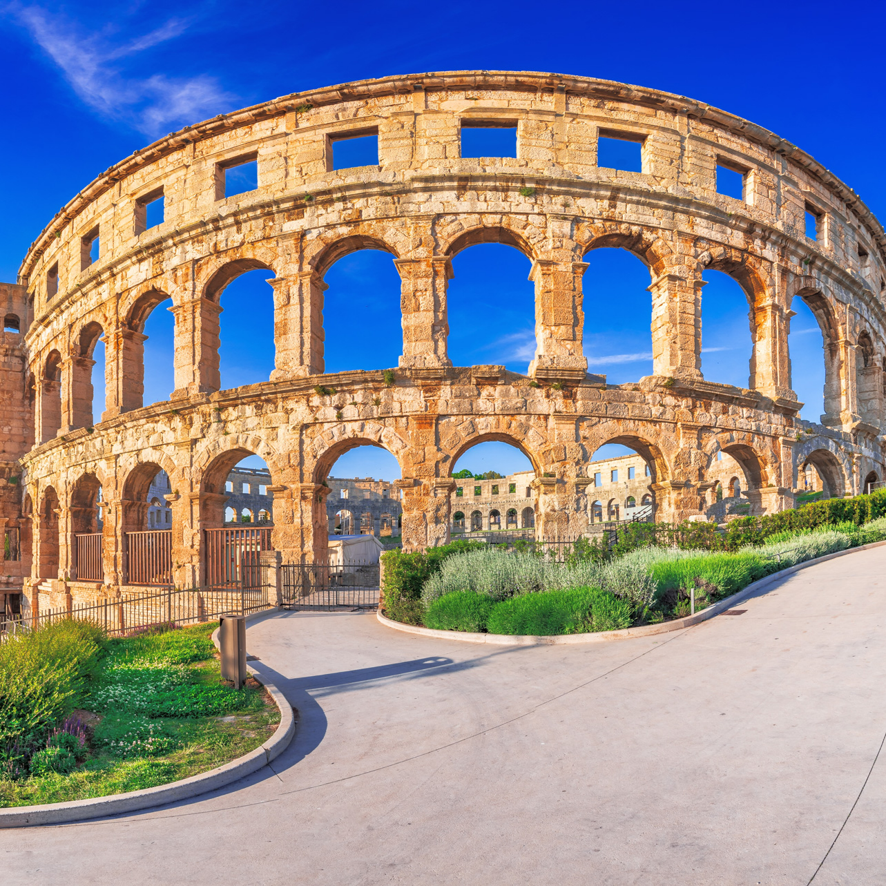 shutterstock_2168159555