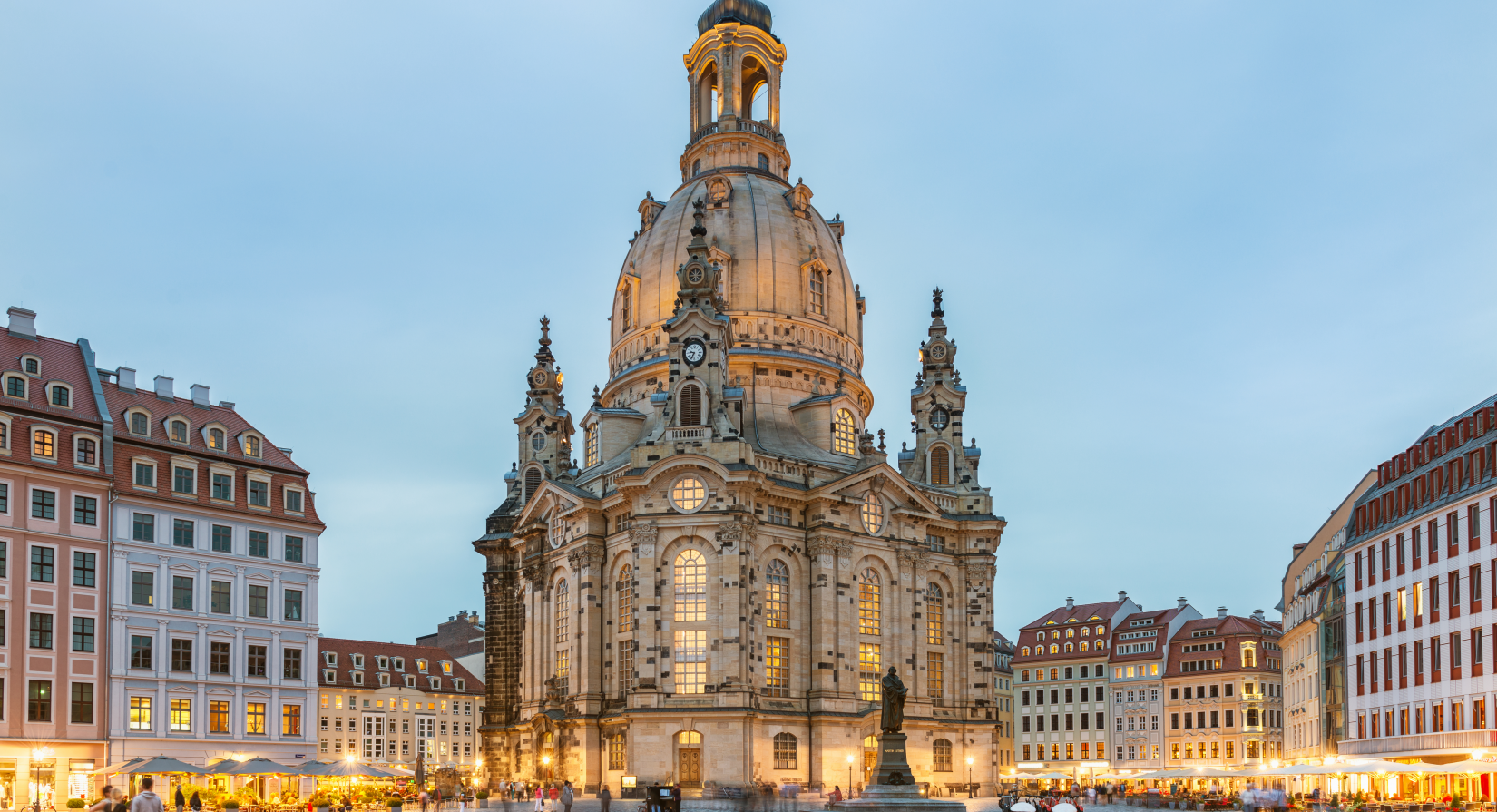 Frauenkirche shutterstock_569303761