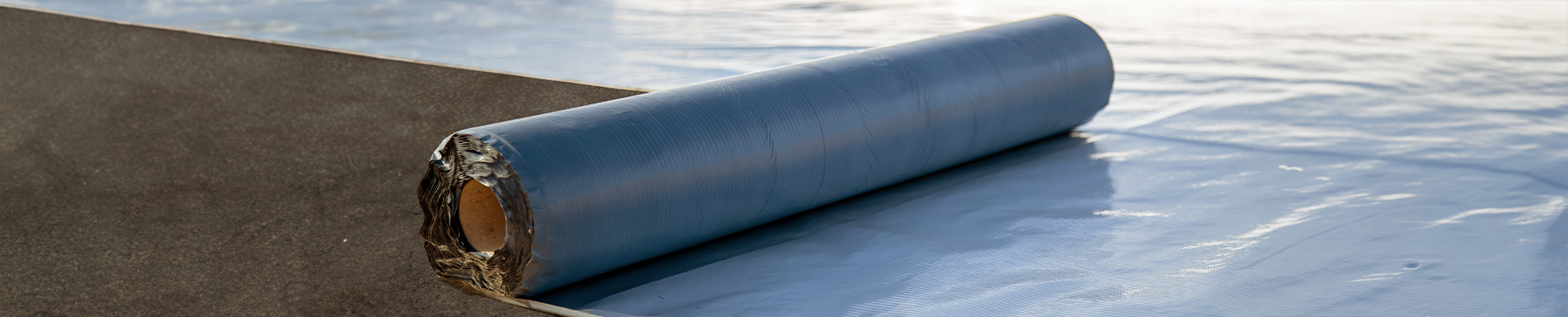 Dampremming onder EPDM: wanneer noodzakelijk en wanneer niet? 