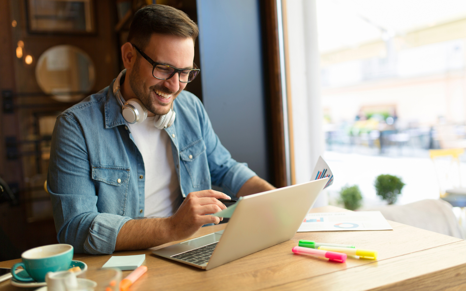 Learn how to start a successful Australian loyalty program with digital stamp cards, boost customer retention, increase repeat visits, and grow your small business.