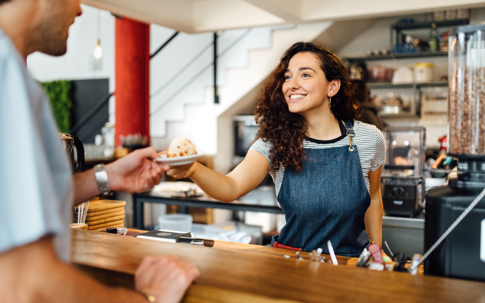 Discover the 5 cafe customer retention mistakes that quietly cost Australian owners their regulars — and the simple fixes that bring repeat customers back.