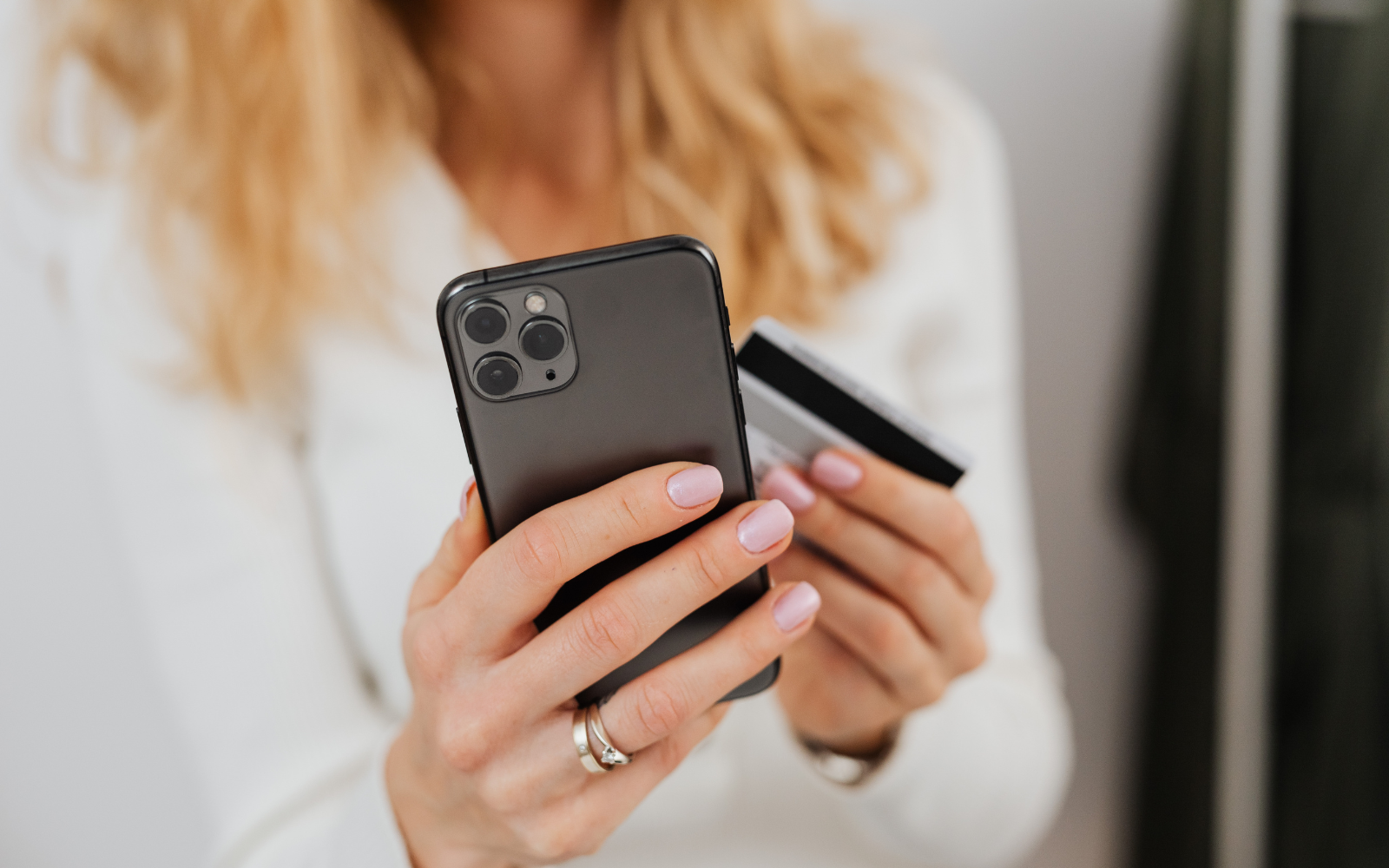contactless payments as standard, offering Apple Pay and Google Pay, enabling online bookings where relevant, simplifying returns, and making loyalty rewards easy