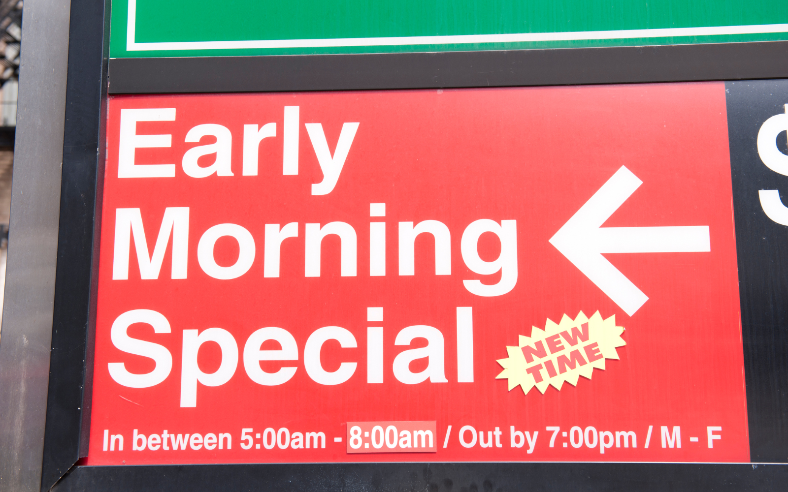 Example of a restaurant splitting one $5-off promotion into a lunch regular offer and a weekend diner offer