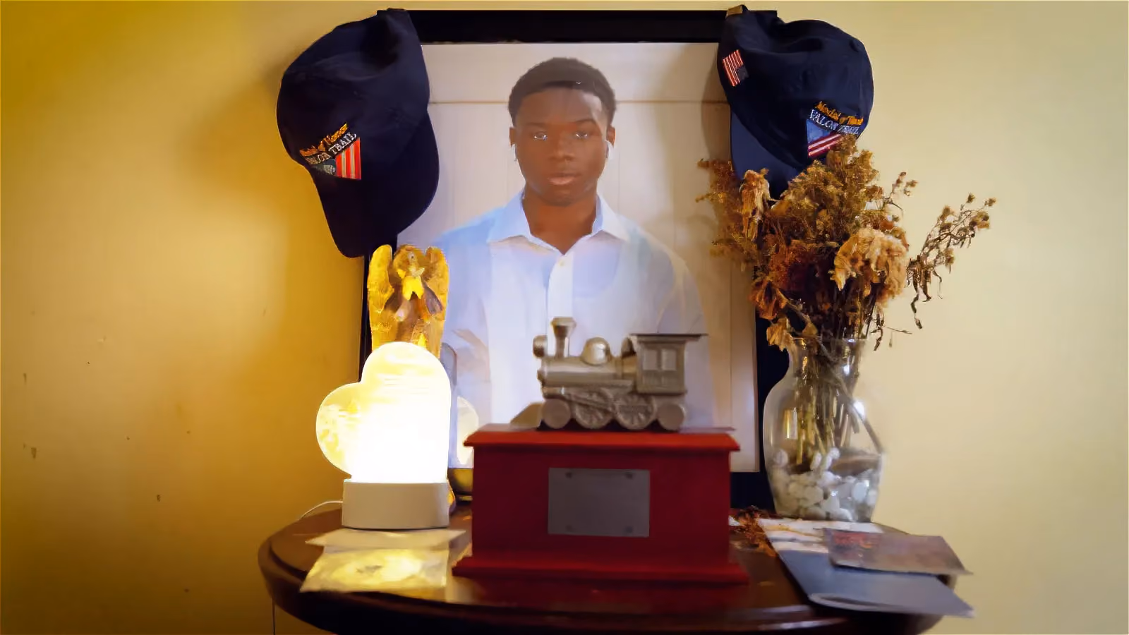 This teen saved 3 kids from drowning. A shooting cut his own life short.