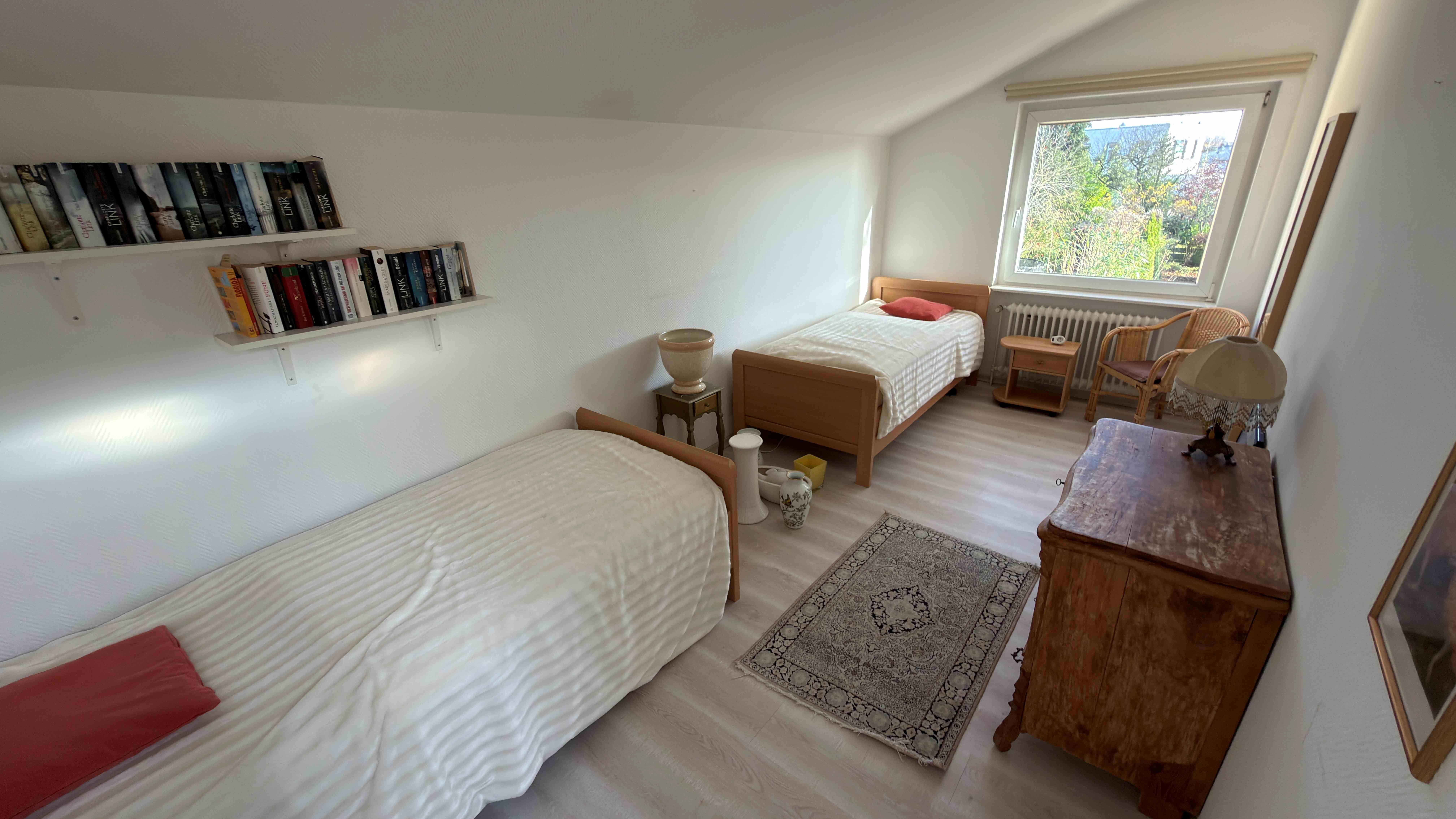 Kinderzimmer - Büro 2 OG