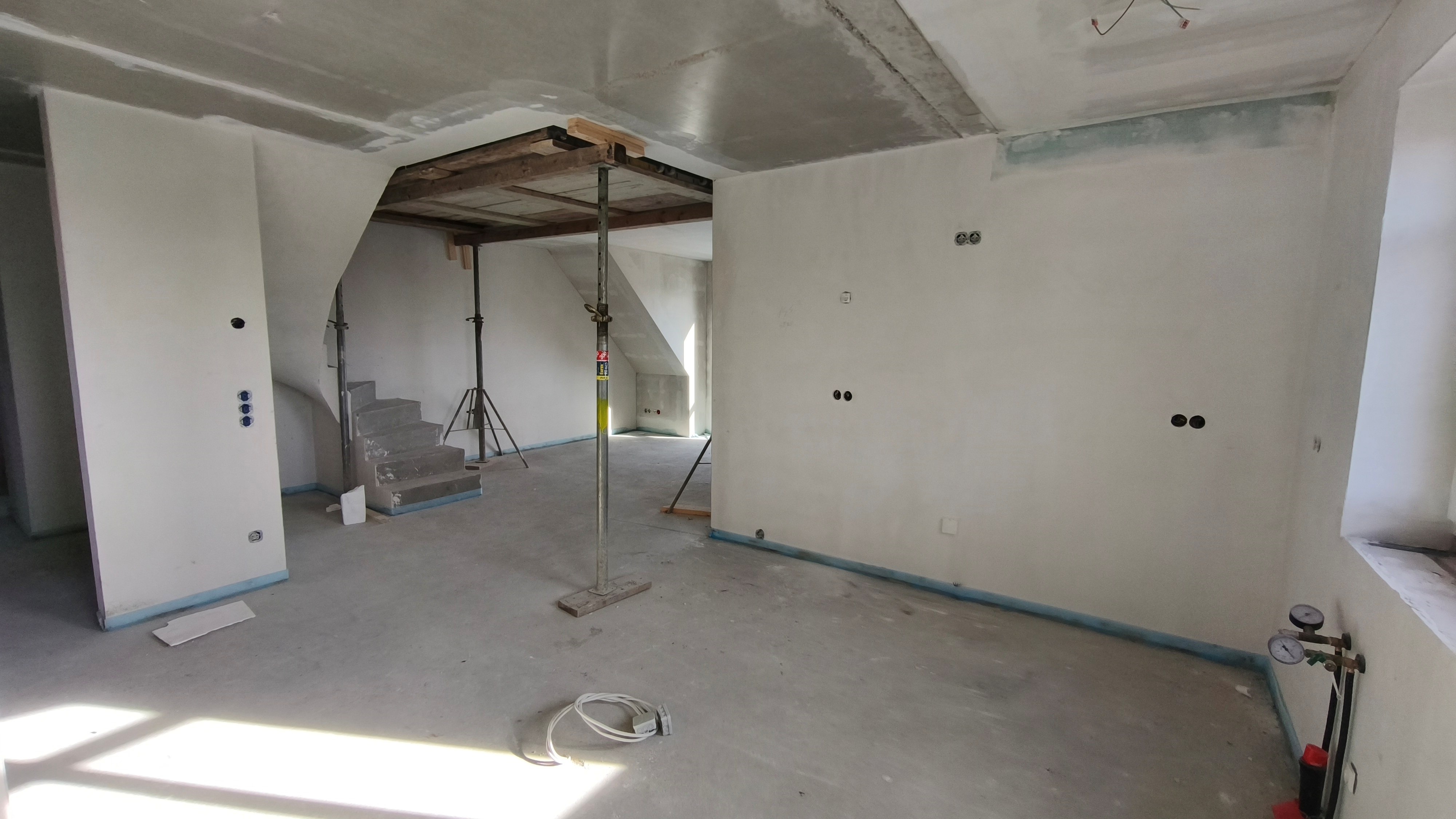 offene Küche mit Wohnbereich