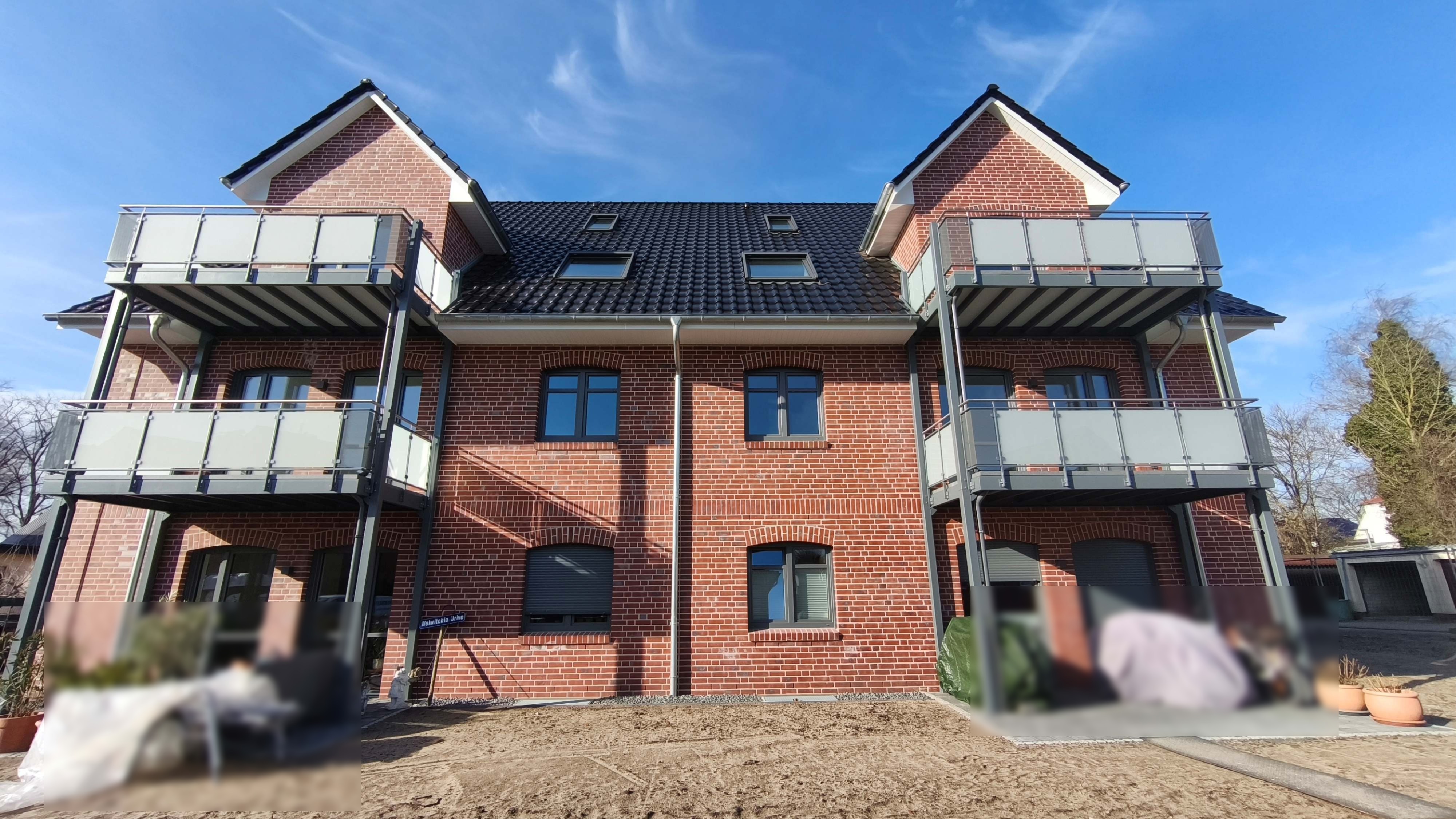 NEUBAU-ERSTBEZUG!!! Moderne 4-Zimmer-Maisonette-Wohnung mit Carport-Stellplatz in Uetersen