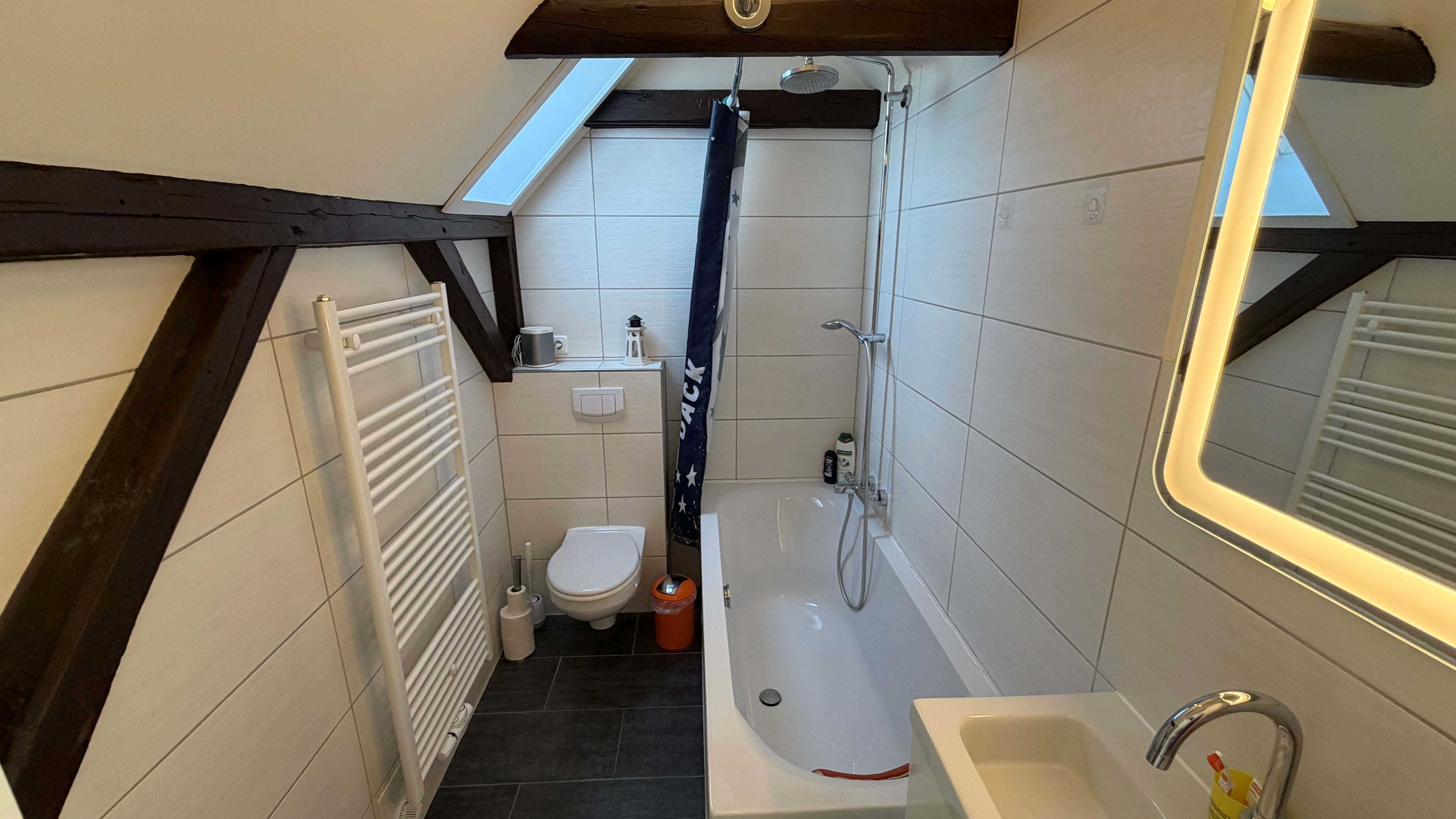 Wannenbad OG