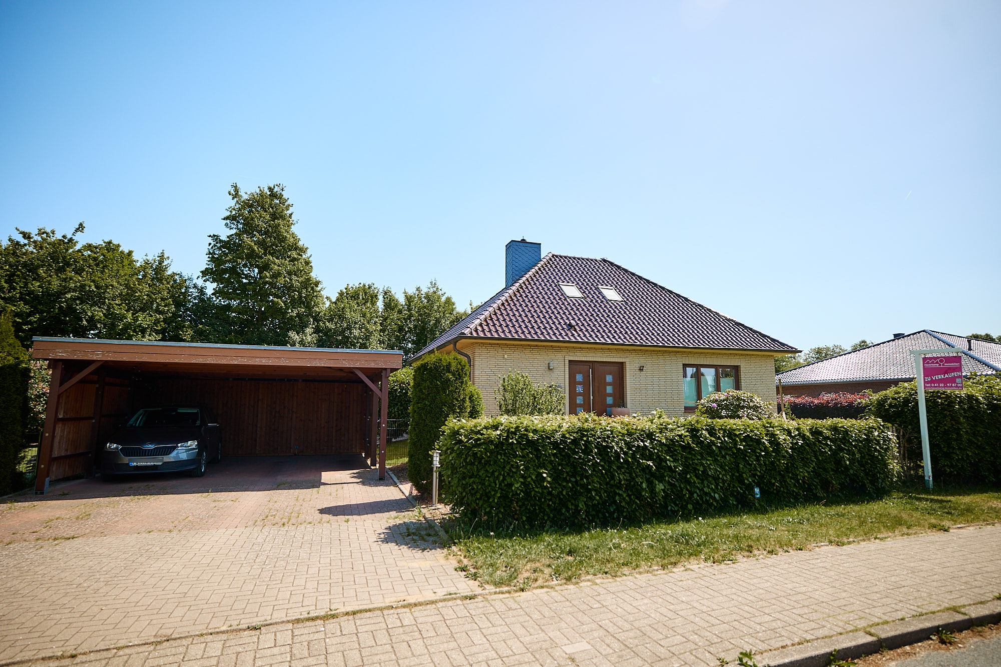 Straßenansicht