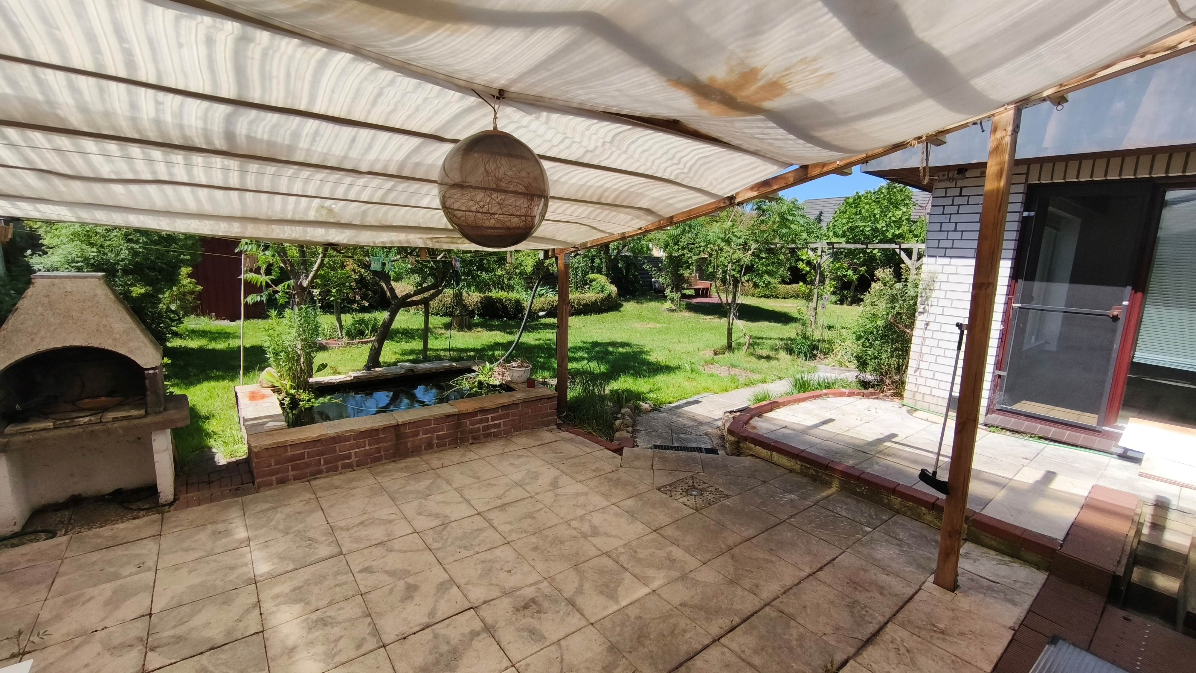 überdachte Terrasse