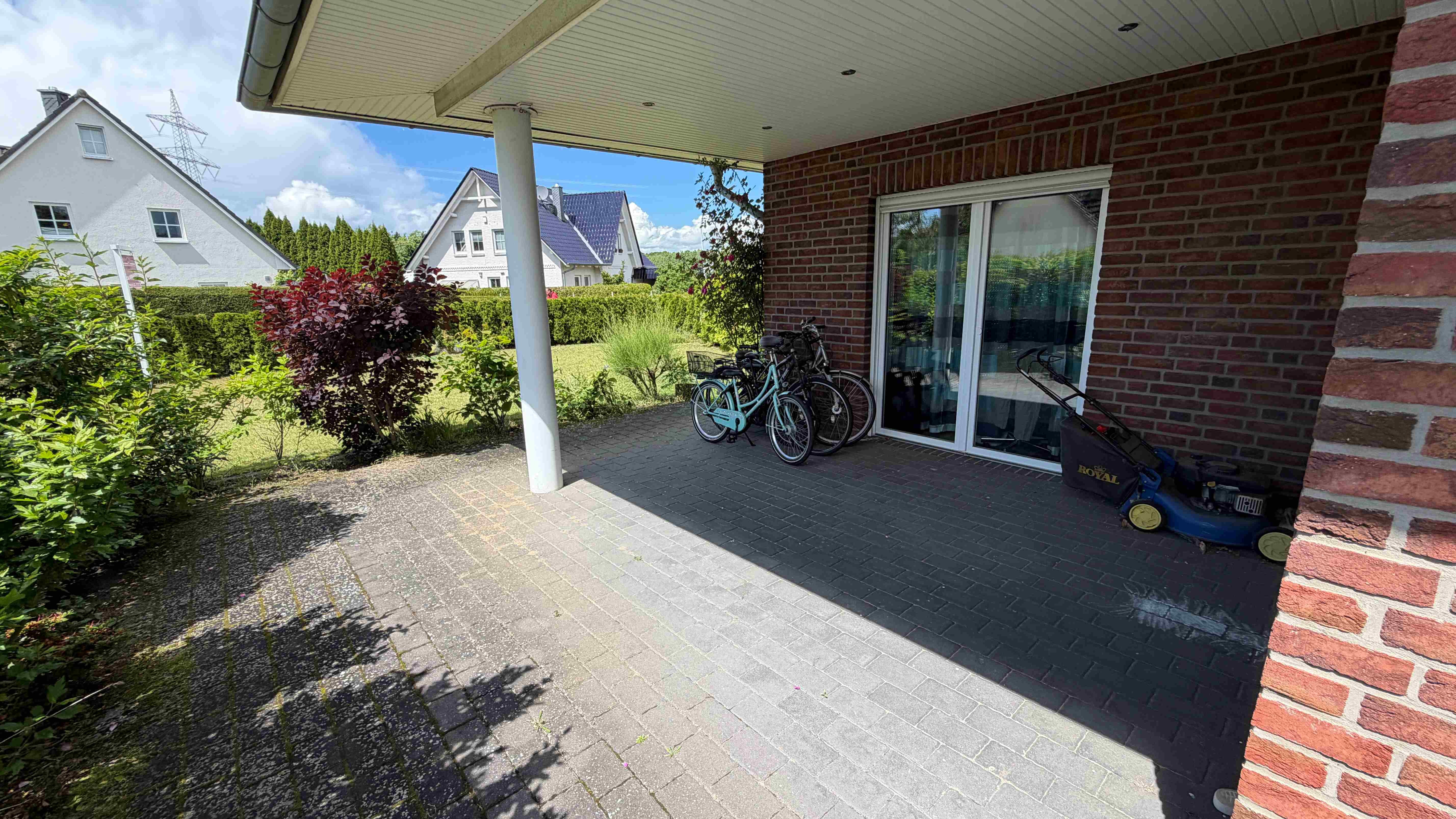 Überdachte Terrasse