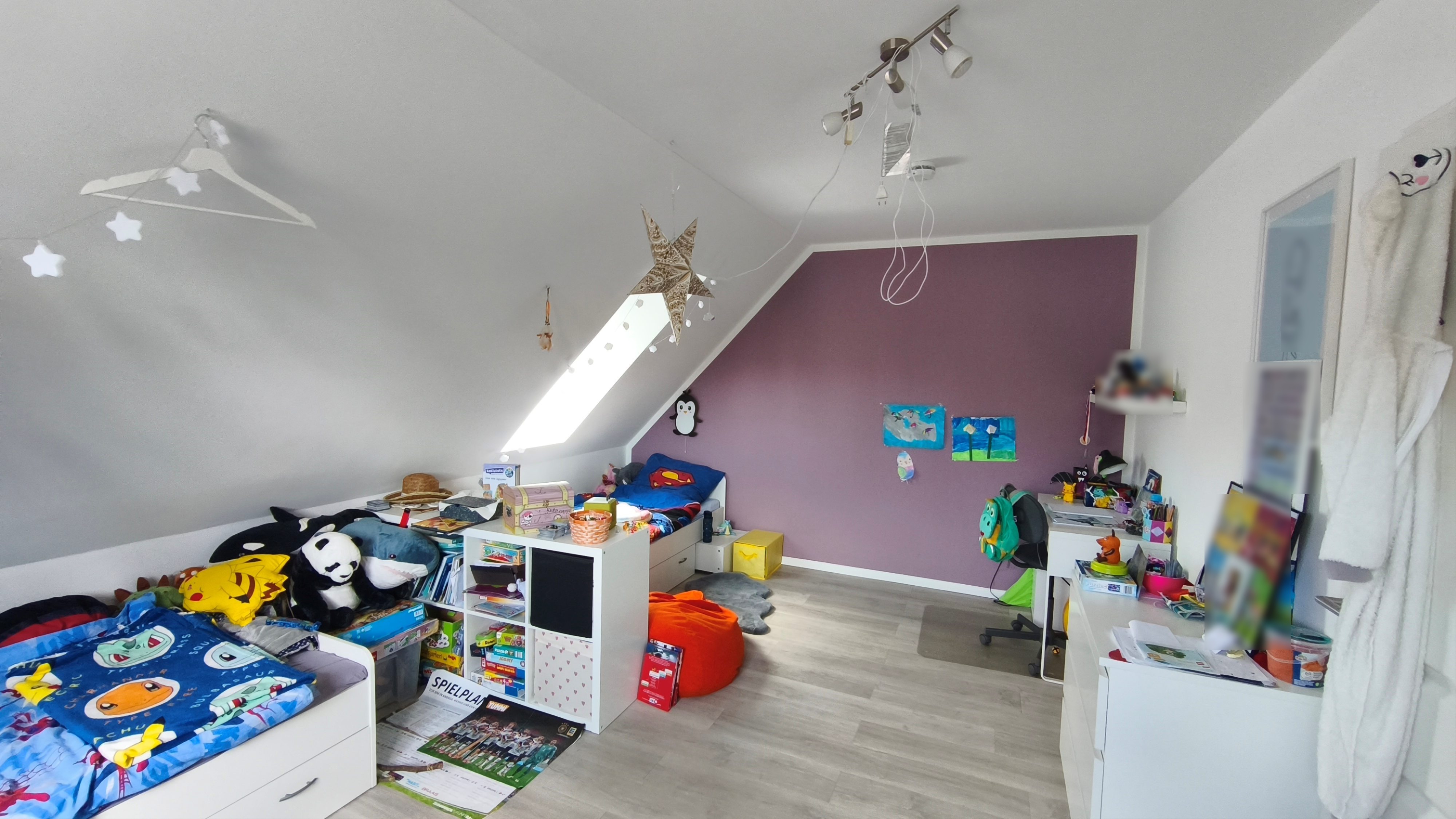 Schlafzimmer (2)