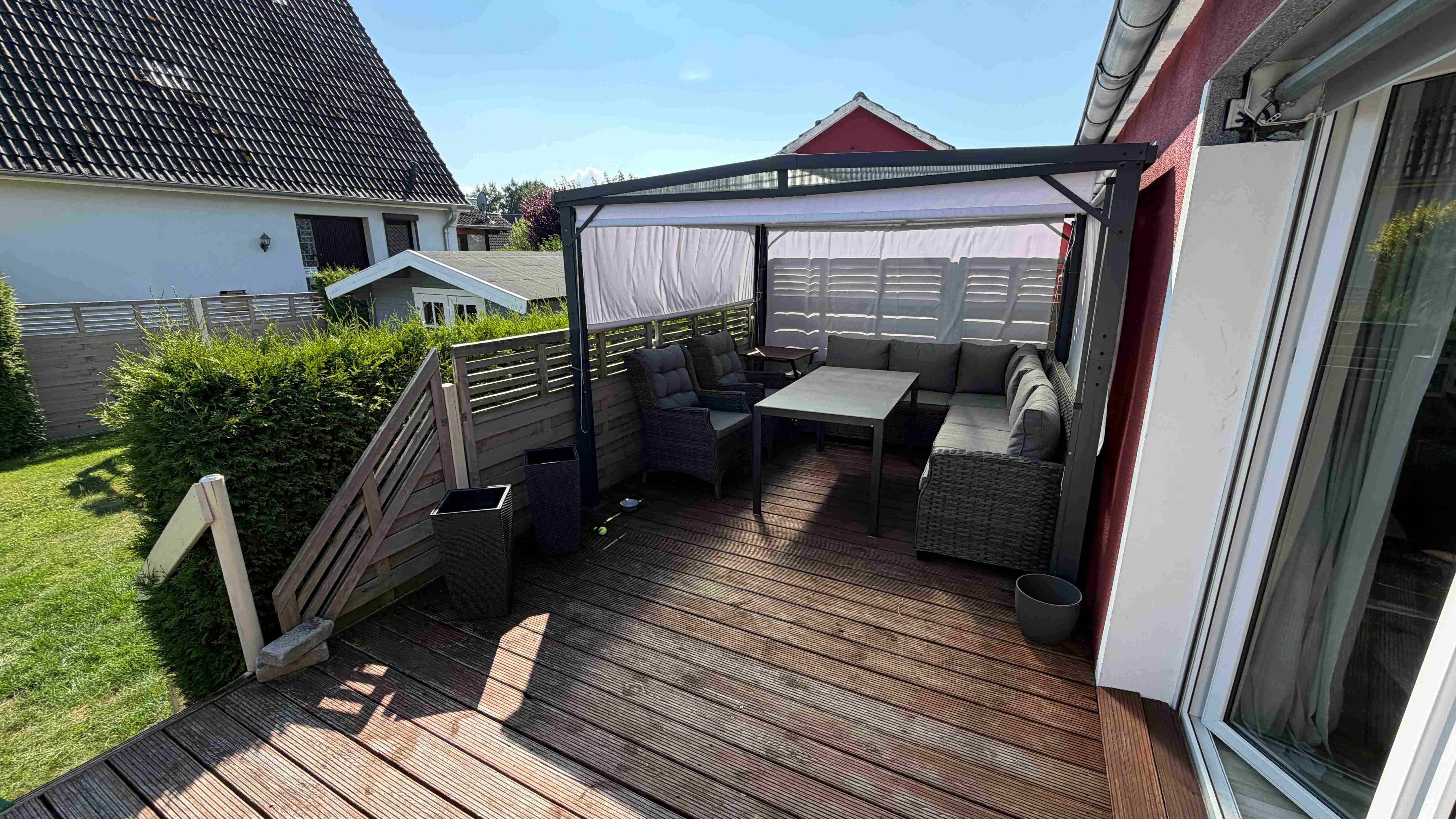 Terrasse - teilweise überdacht