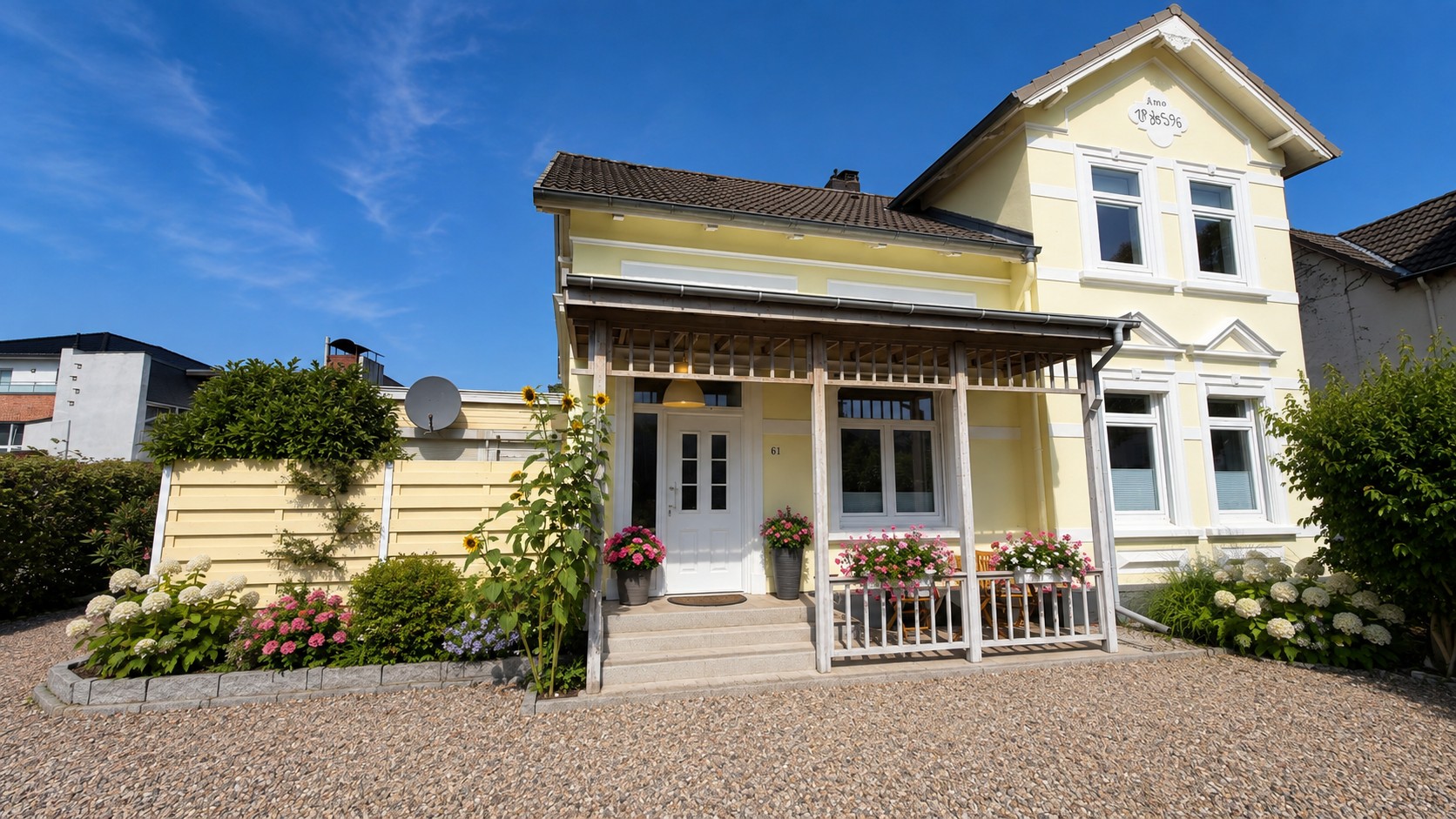 Historisches Einfamilienhaus mit separater Einliegerwohnung und eigenem Eingang in Uetersen