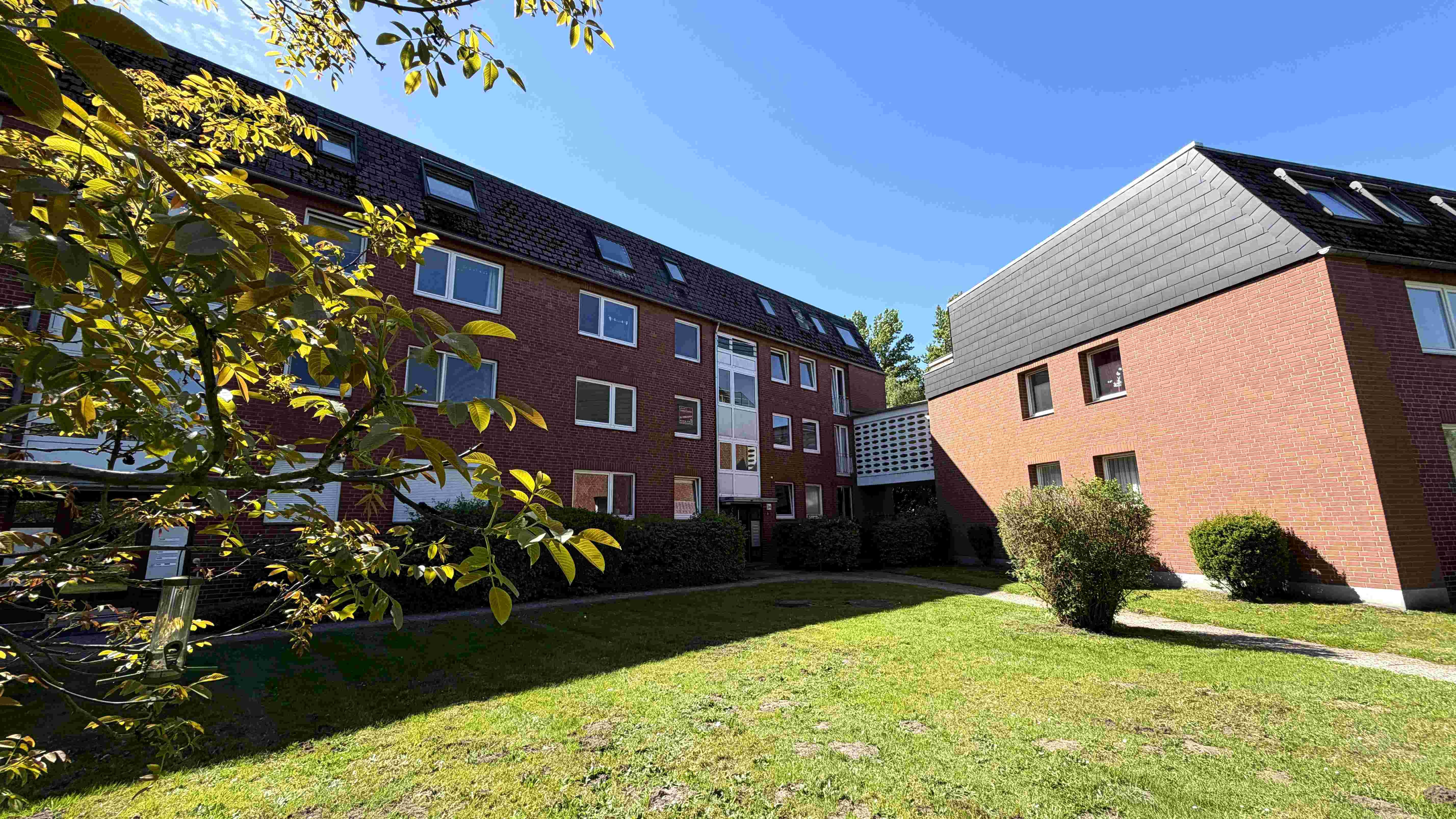 Wohnen mit Potenzial: 3-Zimmer-Wohnung mit Balkon in Hamburg-Schnelsen