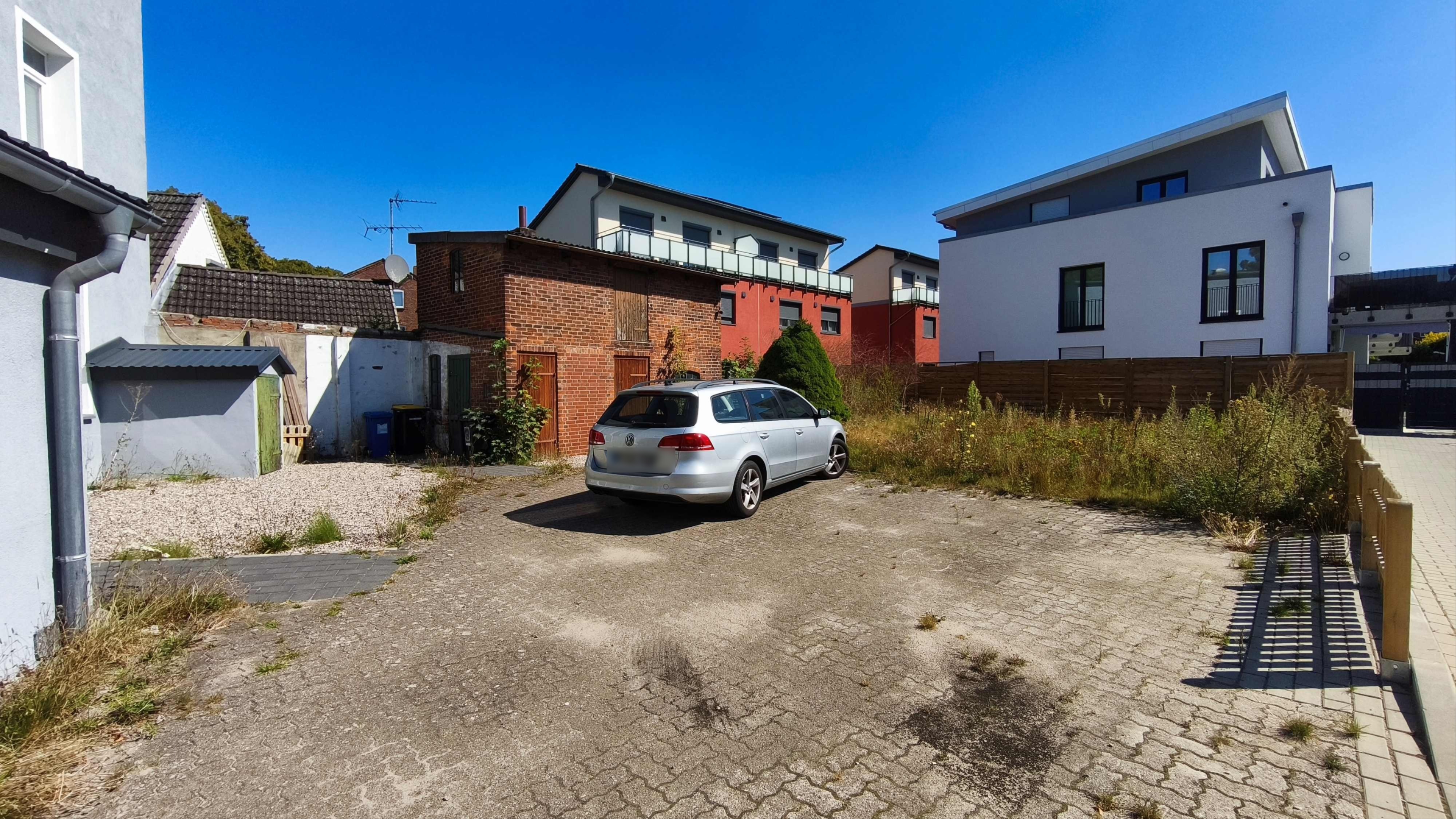 Grundstück - Parkplatz